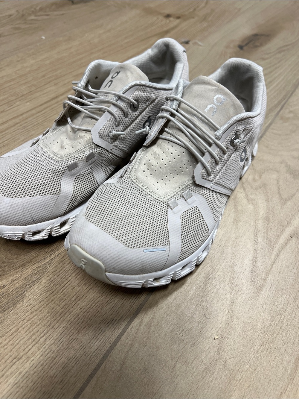 On Running Kids Cloud Sneakers in Beige